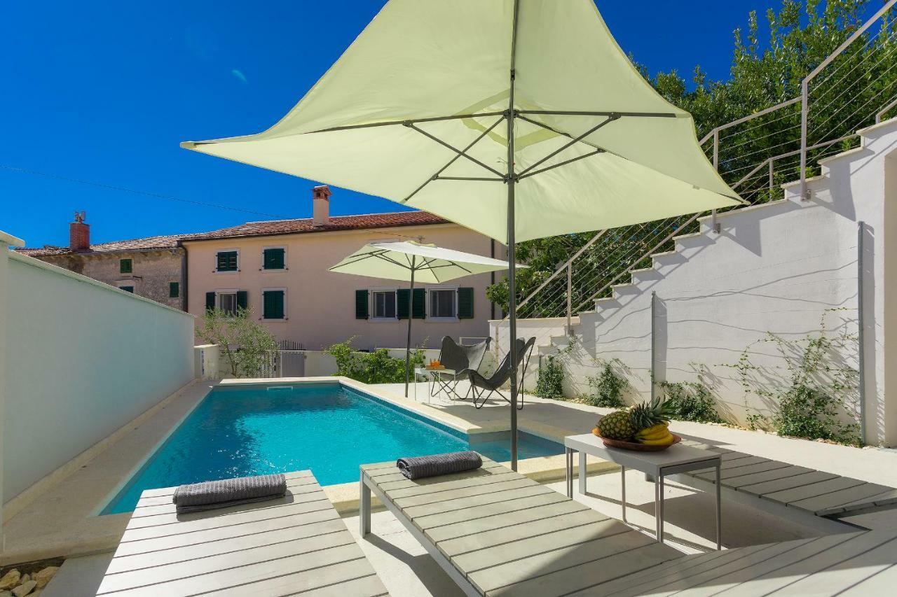 Casa Mia Apartments Premantura Extérieur photo